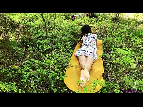 ❤️ 陌生人在Tinder上自慰我的阴部,并在树林里热情地做爱 ️❌ at us❌️❤