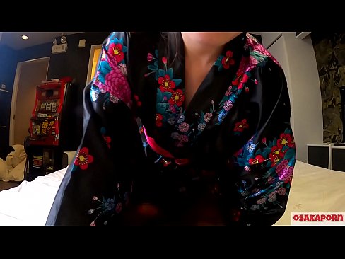 ❤️ 年轻的COSPLAY女孩喜欢性爱到高潮,在女骑手和口交的喷水。亚洲女孩与毛茸茸的阴户和美丽的乳房在传统的日本服装在业余视频显示自慰与他妈的玩具。樱花3 OSAKAPORN. ️❌ at us❌️❤
