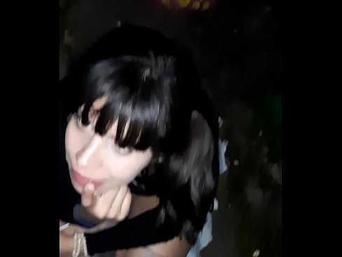 ❤️ 在街上膨胀的阴茎,以换取糖果 ️❌ at us❌️❤